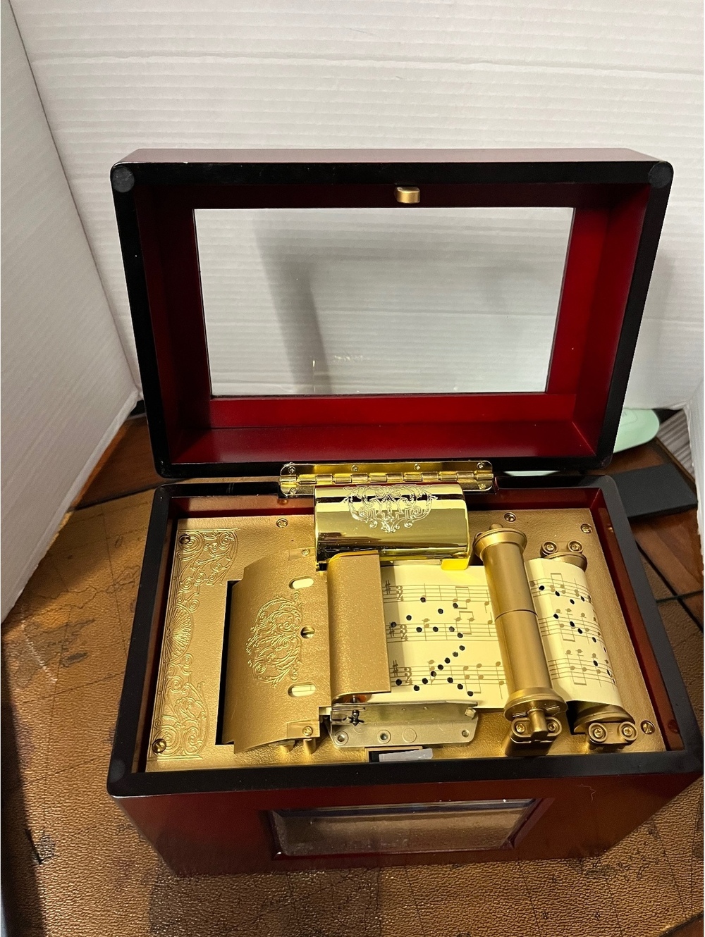 Vtg 2003 Mr Christmas Gold Label Grand Music In Motion Wood Music Box EUC W Crd